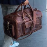 Durable Leather Travel Bag-Custom Retro Weekender for Men & Women